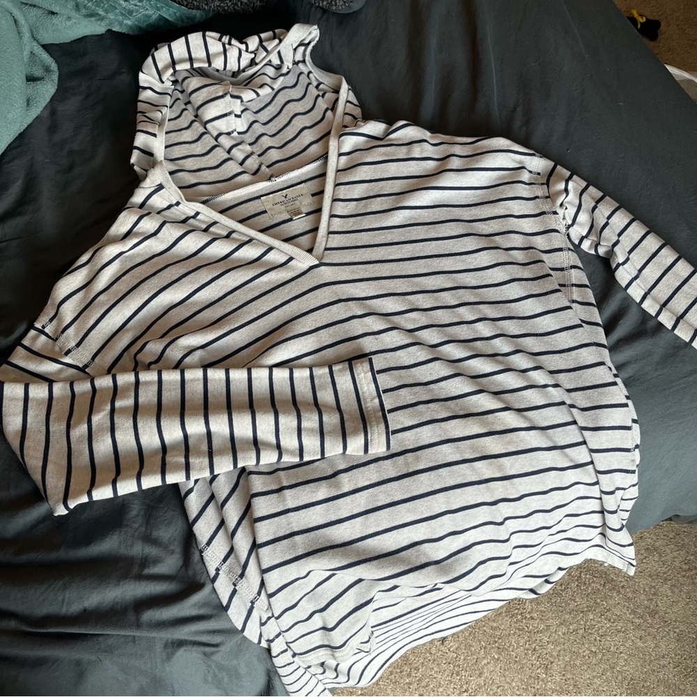American Eagle Striped Light Hoodie
